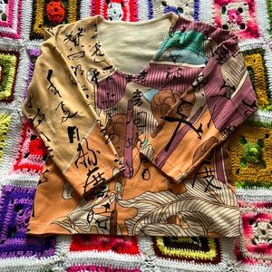 Vintage character top